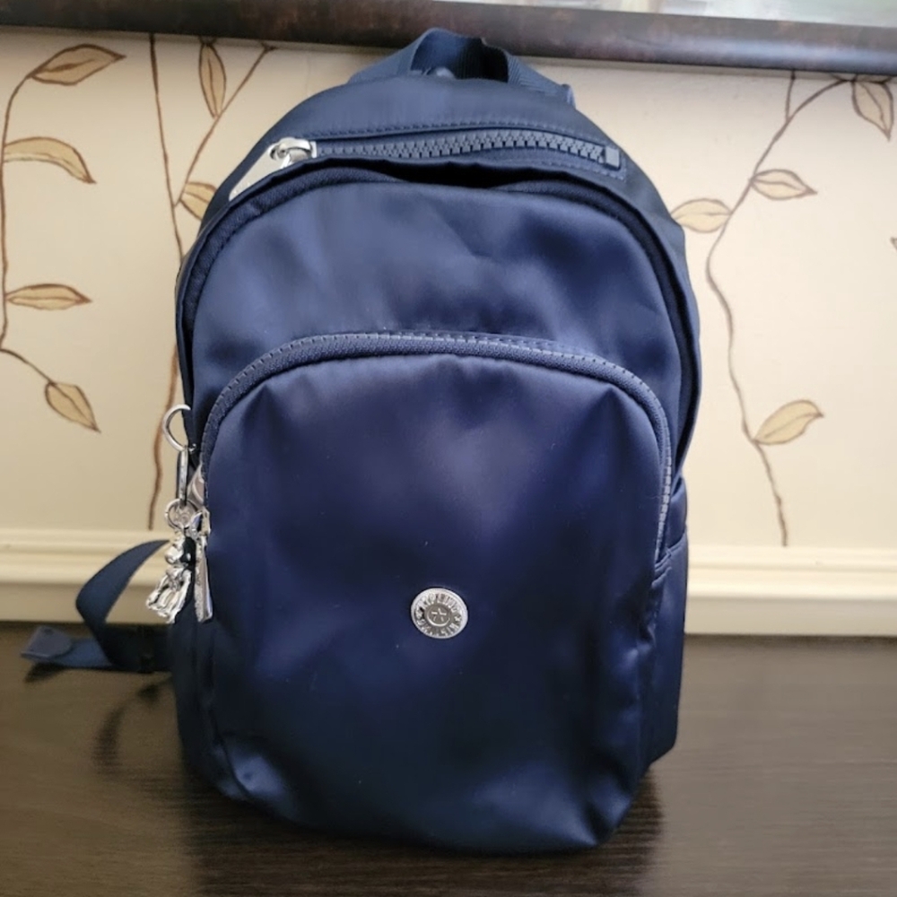 EUC Kipling Delia mini cosmic blue sold out